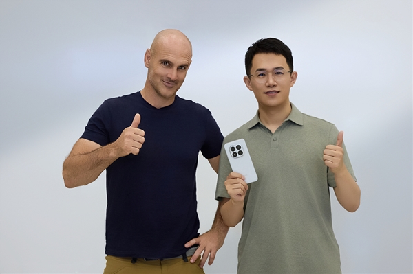 王腾创业新篇章 创立“今日宜休”，深耕针纺织品及原料销售